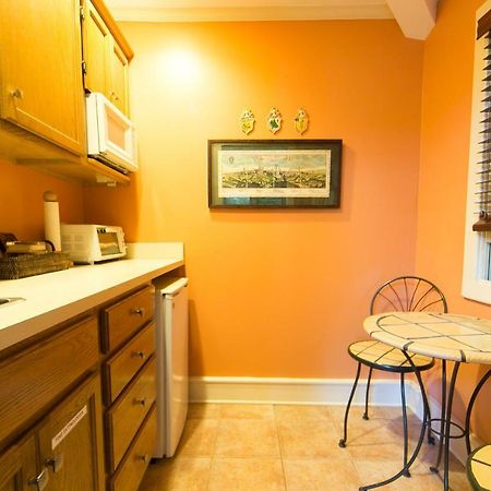 Hidden Garden Cottages & Suites Saugatuck Exterior foto