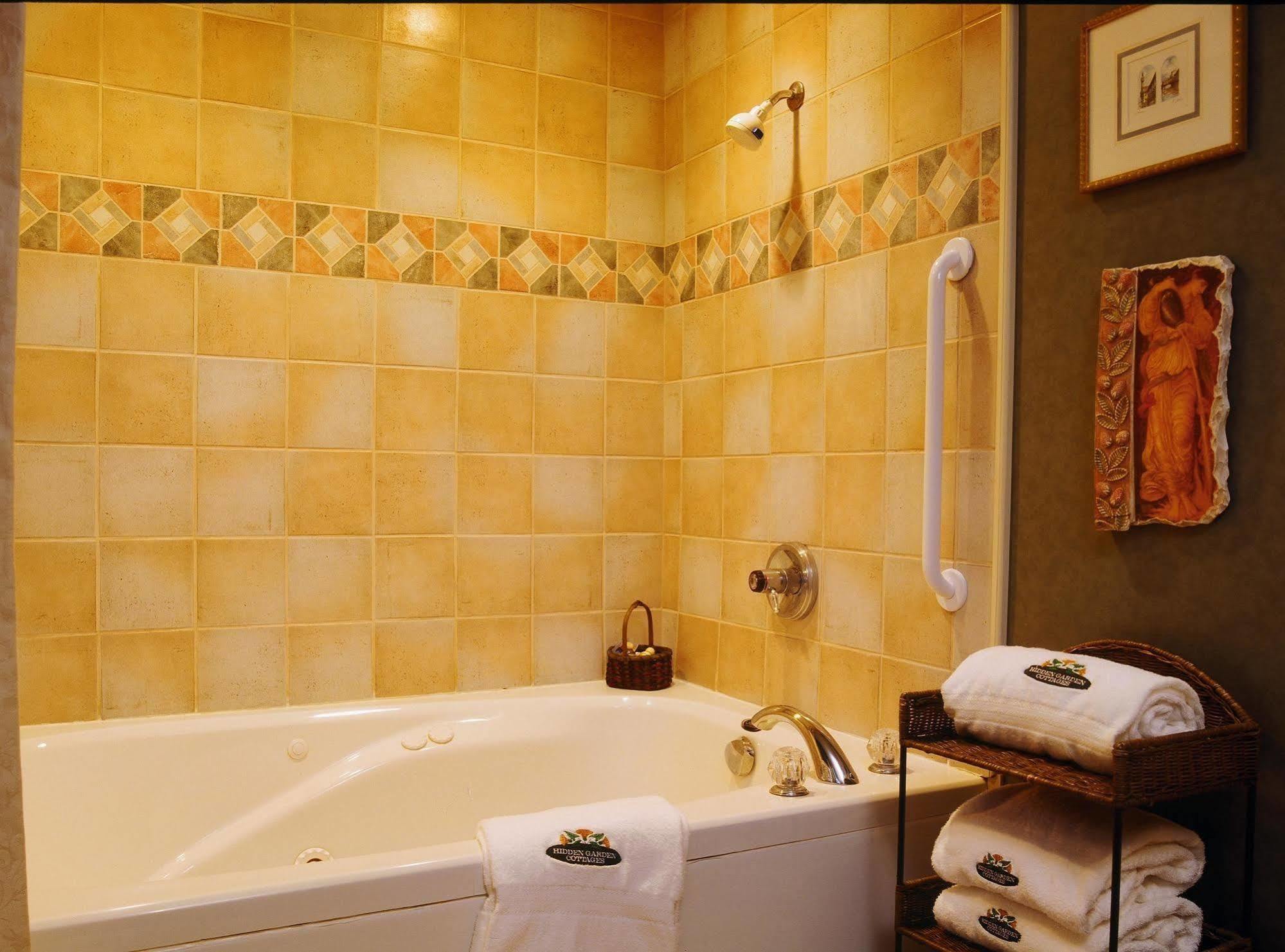 Hidden Garden Cottages & Suites Saugatuck Quarto foto