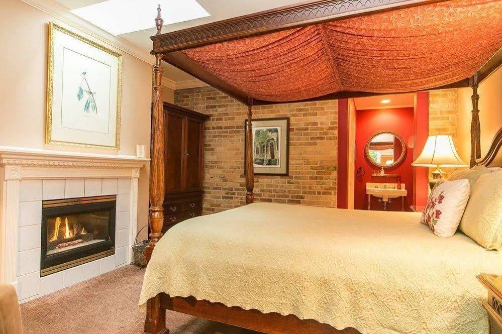 Hidden Garden Cottages & Suites Saugatuck Exterior foto