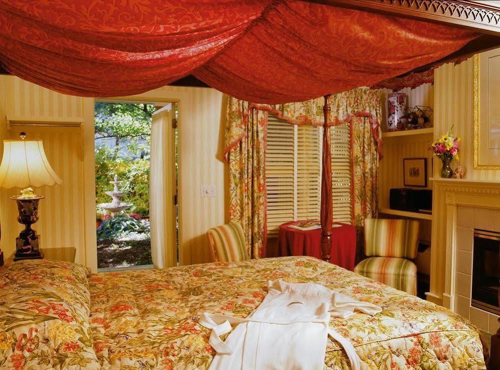 Hidden Garden Cottages & Suites Saugatuck Exterior foto