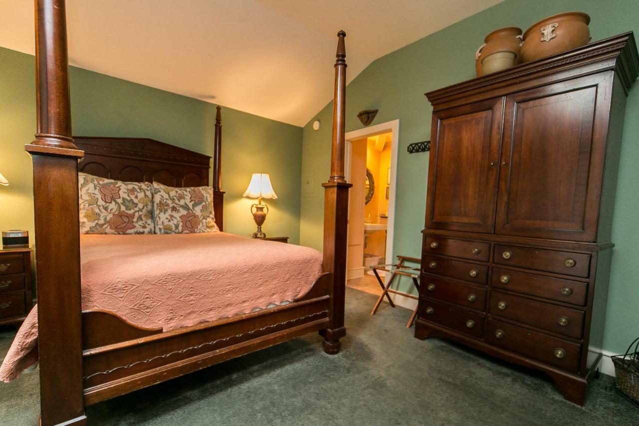 Hidden Garden Cottages & Suites Saugatuck Exterior foto